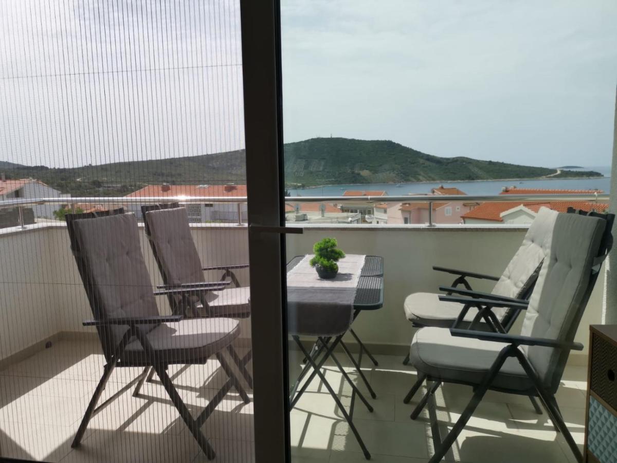 Ristovic Apartamento Primošten Exterior foto