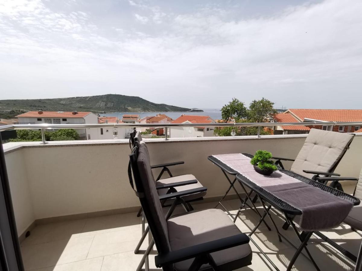 Ristovic Apartamento Primošten Exterior foto