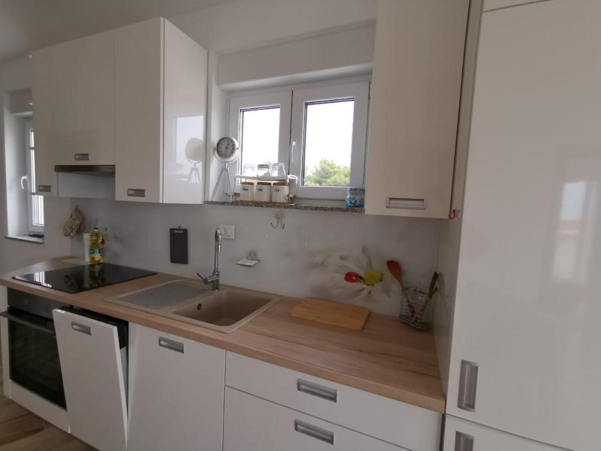Ristovic Apartamento Primošten Exterior foto